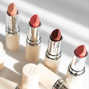 Farmasi Creamy Lipstick